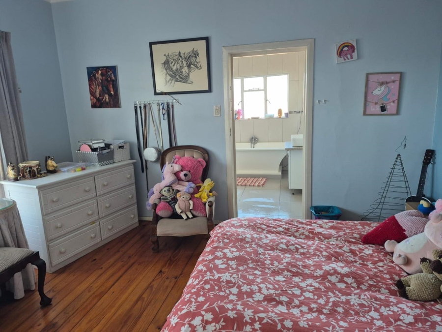 4 Bedroom Property for Sale in Mossel Bay Central Western Cape